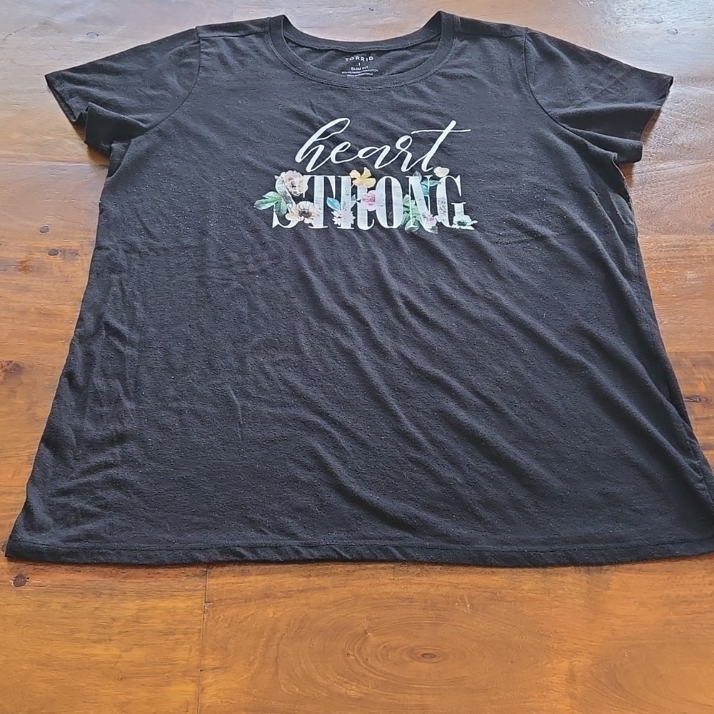 Torrid Black Graphic Short Sleeve T-Shirt Torrid Strong Floral Size 1X